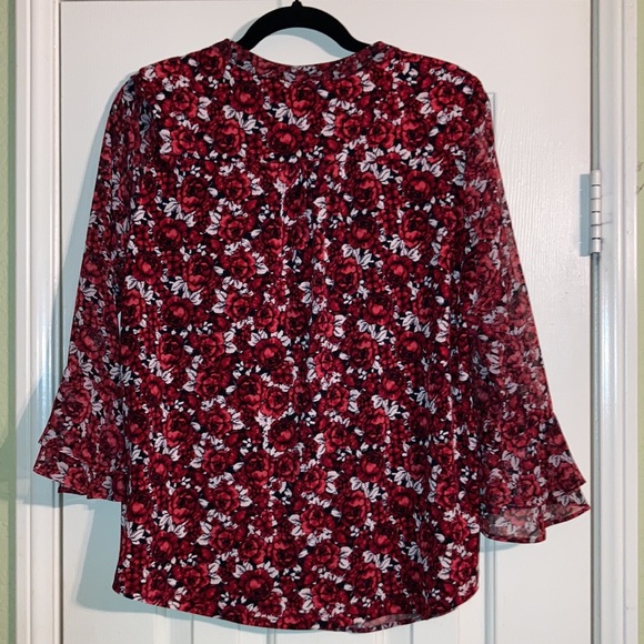 Charter Club / Floral Top / Size Petite Medium / EUC - Picture 1 of 11